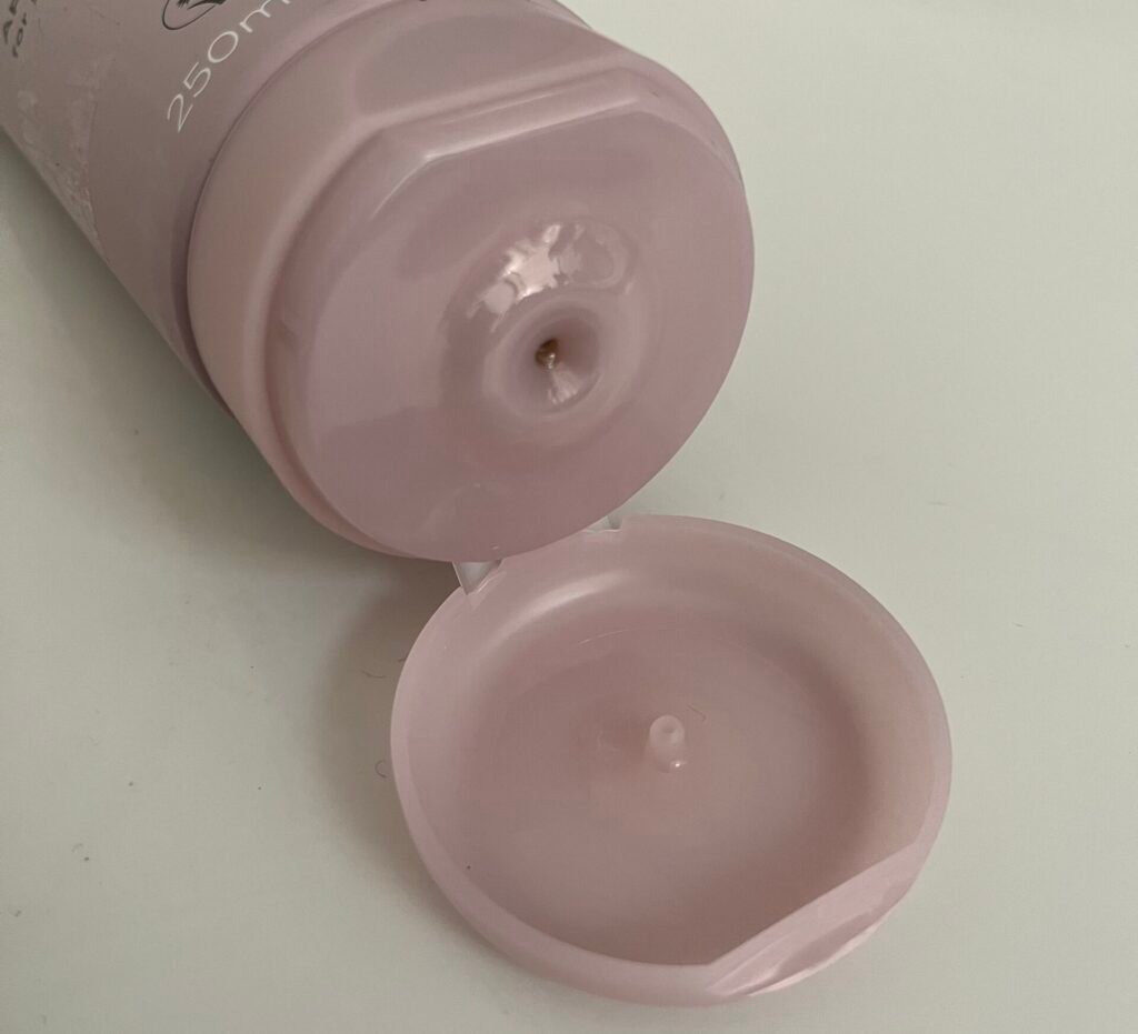noughty cap