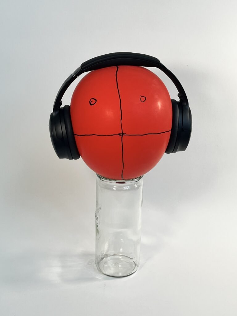 Bose Ultra QC anc headphones balloon large head test